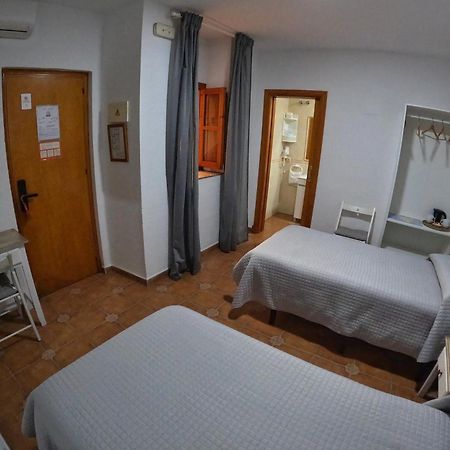 קדיז Hostal Canalejas מראה חיצוני תמונה