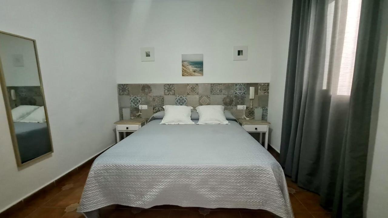 קדיז Hostal Canalejas מראה חיצוני תמונה