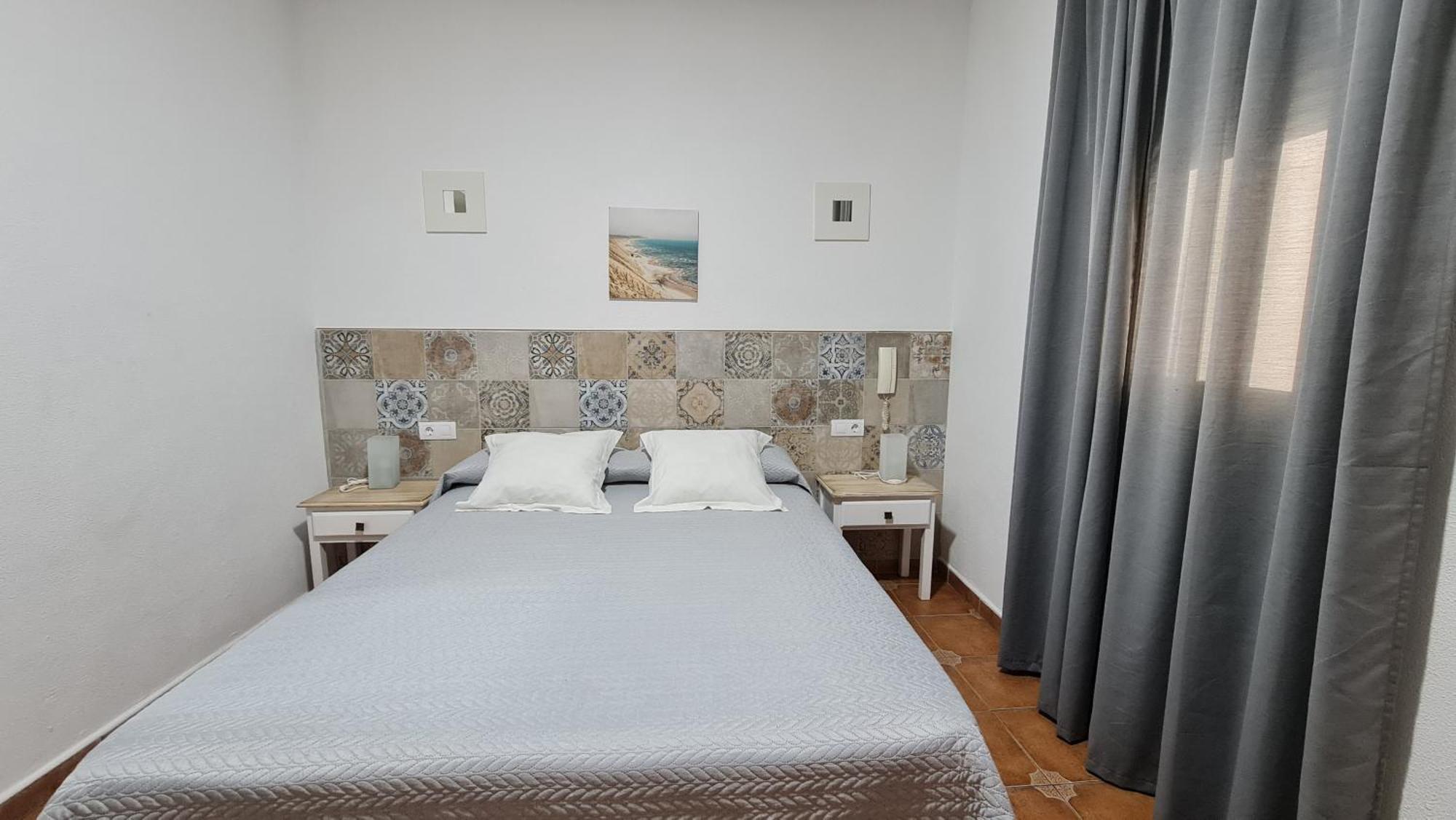 קדיז Hostal Canalejas מראה חיצוני תמונה