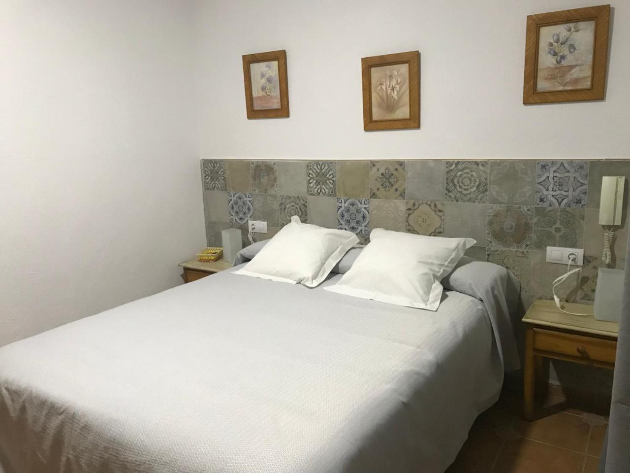 קדיז Hostal Canalejas מראה חיצוני תמונה